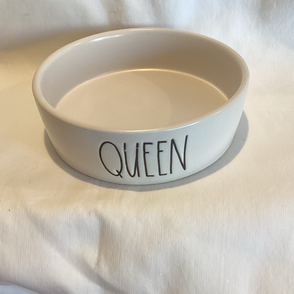Rae Dunn QUEEN Pet Bowl